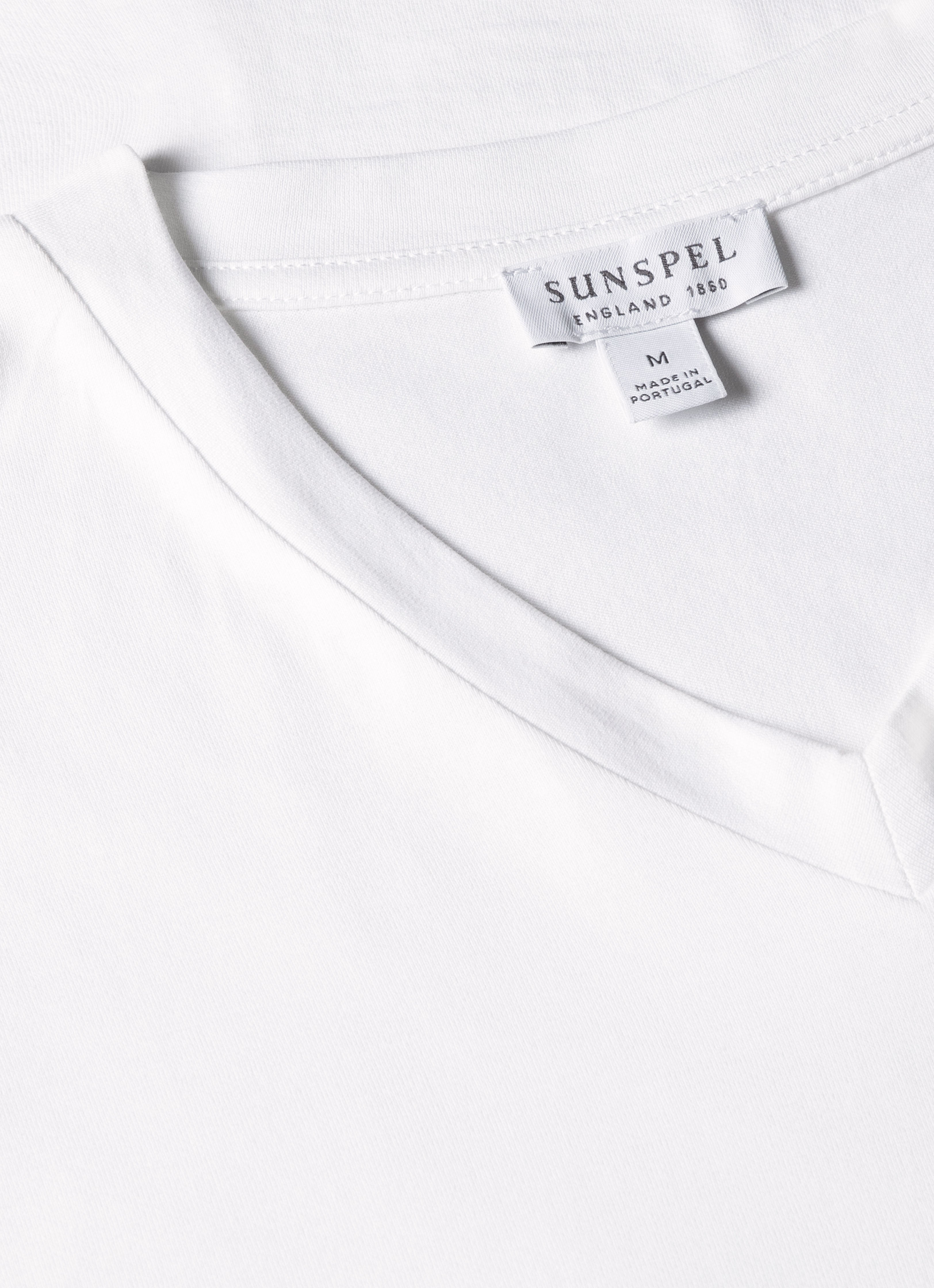 Men's V-neck Midweight T-shirt in White